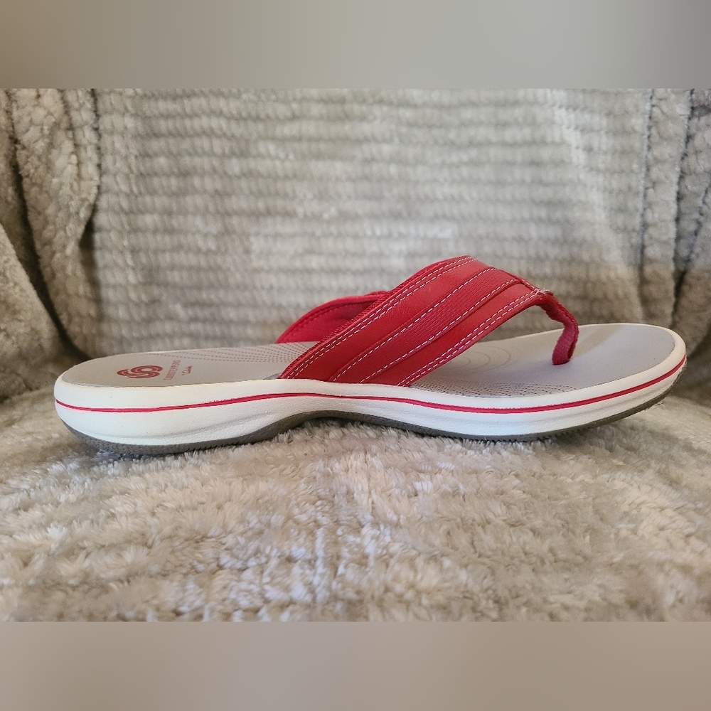 Cloudsteppers By Clarks Size 7 - image 4